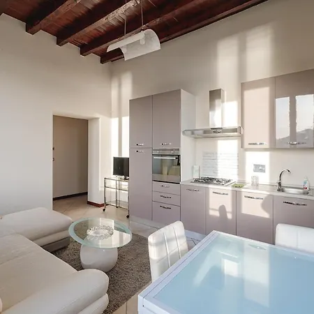 Prestige Apartman Arona